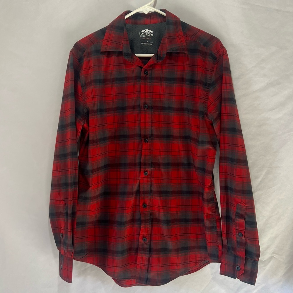 Pacific Outfitters Men’s Plaid Shirt - red/gray size S
